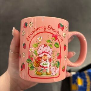 🛍️ Rare Strawberry Shortcake pink ceramic mug